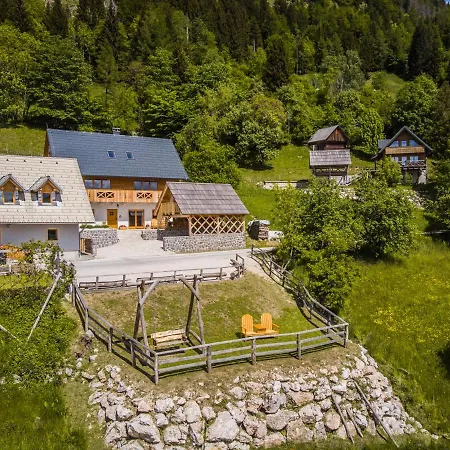 A House With The View Apartman *